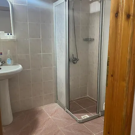 אולודניץ Unlu Hotel מראה חיצוני תמונה